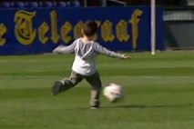 Arsenalovi skavti so navdušeni nad nogometnim znanjem Van Persiejevega petletnega sina
