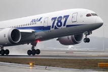 Boeing v letu 2011 z rekordnimi prihodki, za 7 odstotkov več kot predlani