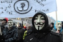 Na tisoče Poljakov proti sporazumu ACTA