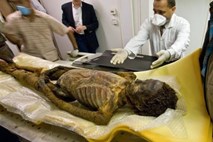 Znanstveniki pri 2200 let stari mumiji odkrili raka na prostati