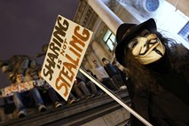 Anonimni napovedali napad na spletne strani slovenske vlade