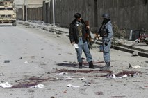 V Afganistanu v eksploziji bombe več mrtvih