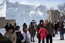Foto: Oglejte si slikovite snežne skulpture na festivalu snega v japonskem Saporu