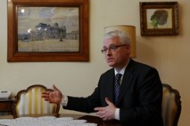 Josipović naj bi predlagal arbitražo za reševanje spora med Srbijo in BiH