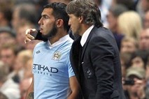 Mancini odpustil Tevezu, bo Argentinec že marca znova oblekel dres Cityja?