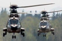 Helikopter Slovenske vojske uspešno posreduje v zasneženi Črni gori