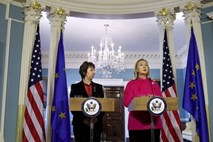 Ashtonova in Clintonova pozdravili pripravljenost Irana na pogajanja