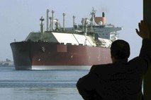 Nove nesreče tankerjev: Pred obalo Norveške in Sicilije nasedli ladji