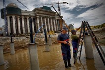 Skopje in okolico streslo več močnih potresov