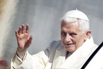 Lipa, citronka in trava: Parfum samo za papeža Benedikta XVI.