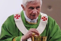 Papež Benedikt XVI. danes začenja latinskoameriško turnejo