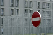 Avstrijsko ustavno sodišče ustavilo izročitev Karnerjevih ameriškim oblastem