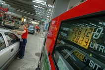 95-oktanski bencin bo jutri dosegel novo rekordno ceno