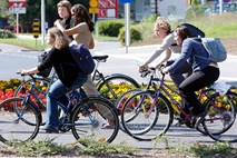 Bodo hrvaški kolesarji v Zagrebu povzročili prometni kaos, ker bodo vozili po pravilih?