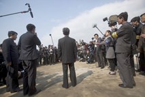 Severna Koreja na izstrelitev rakete povabila novinarje, načrtujejo pa tudi jedrski poizkus