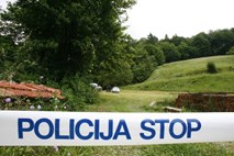 Na Dolenjskem našli truplo moškega, ki bi bilo lahko staro že eno leto