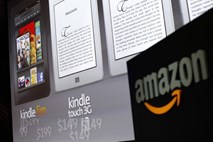 Amazon napovedal nižje cene e-knjig, konkurenti ogorčeni