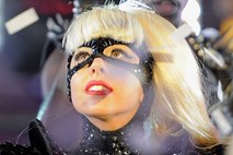 Dvoličnost slave: Lady Gaga najstnice poziva, naj opustijo diete, sama pa - hujša?
