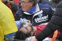Smrt nogometaša Morosinija: Za pozen prihod reševalcev kriv policist