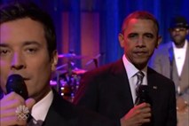Barack Obama zapel z Jimmyjem Fallonom in dvignil temperaturo v studiu