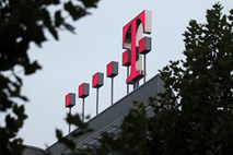 Deutsche Telekom rahlo znižal četrtletne prihodke