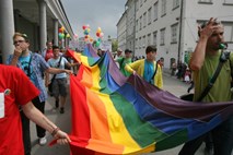 Teden Parade ponosa letos pod družbenokritičnim geslom Naprej v srednji vek