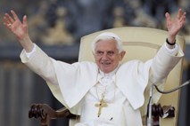 Vatikanska policija aretirala osumljenca, ki je razkril vatikansko korupcijo
