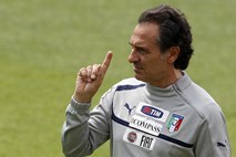 Prandelli bi podprl odstop Italije z Eura