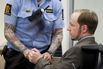 Sodba v primeru Breivik julija ali avgusta
