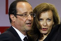Sporen tvit prve dame predsedniku Francije povzroča sive lase