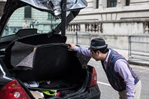 Varnost je na prvem mestu: Londonske protiteroristične enote turistu razstrelile avto