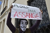 Ekvador prejel 10.000 sporočil v podporo Assangeu