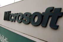 Microsoft zaradi 6,3 milijarde vredne slabe naložbe izgubil četrtletni dobiček