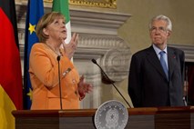 Monti: Z Nemčijo bi prvi delili suverenost z EU