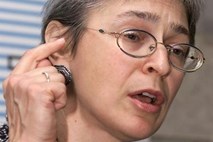 Upokojeni policijski funkcionar obtožen, da je pomagal pri organizaciji umora Politkovske