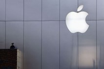 Sodnik kaznoval Apple: Objaviti morajo oglas z besedami ''Samsung ni kopiral iPada''