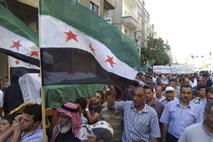 Boji v Siriji ne pojenjajo, Bašar al Asad naj bi bil še vedno v Damasku
