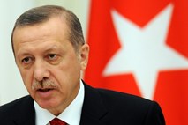 Erdogan: Asad naj bi bil pripravljen zapustiti Sirijo