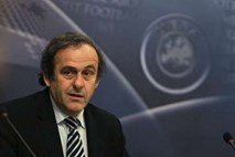 Platini in Uefa vztrajata pri finančnem fairplayju v evropskem nogometu