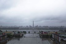 Severna Koreja zaradi naravne nesreče tokrat le sprejela pomoč juga