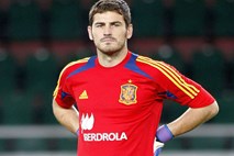 Casillas bi rad za Real branil še osem sezon in se nato upokojil pri 39 letih