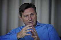 Pahor svari pred prehitrim oblikovanjem holdinga in 'slabe banke'
