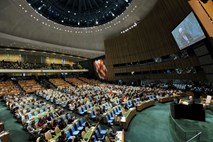 Janša ZN pozval k prizadevanjem za svet brez genocida