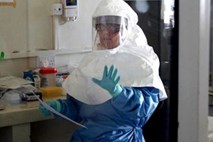 Nemčija: 9000 šolarjev in učiteljev s trebušnimi obolenji; prvi dokazi o prisotnosti norovirusa