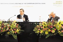 Mario Draghi porinil žogico na igrišča zadolženih držav
