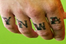 Agger s tetovažo obljubil doživljenjsko zvestobo Liverpoolu