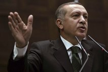 Erdogan: Na letalu rusko strelivo za Sirijo