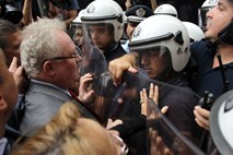 Pred splošno stavko v Grčiji protest novinarjev in zdravnikov
