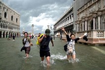 Benetke pod vodo, ki je ponekod višja od enega metra