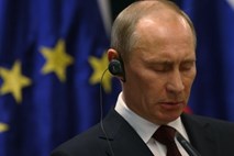 Putin naj bi imel zdravstvene težave, a v Kremlju to zanikajo
